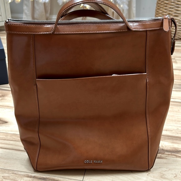 Cole Haan grand ambition, recycled, leather sample backpack - Picture 2 of 7